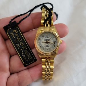 Deadstock NWT Prestige by Waltham Vintage Gold Toned Quartz Swiss Analog Watch